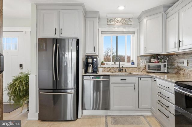 8349 BAY CREST CT, Chesapeake Beach, MD 20732