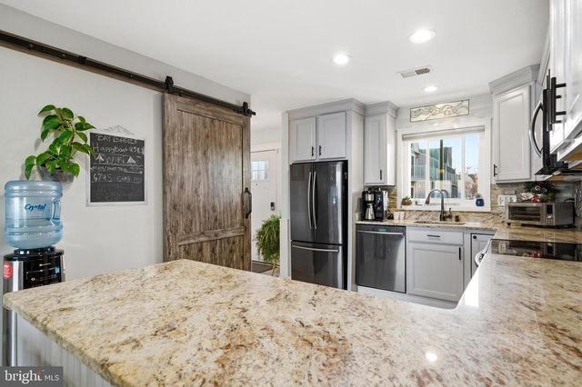 8349 BAY CREST CT, Chesapeake Beach, MD 20732