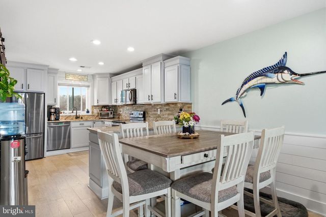 8349 BAY CREST CT, Chesapeake Beach, MD 20732