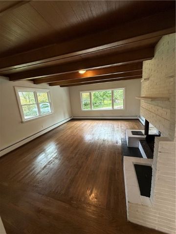 62 Belfield Drive, Johnston, RI 02919