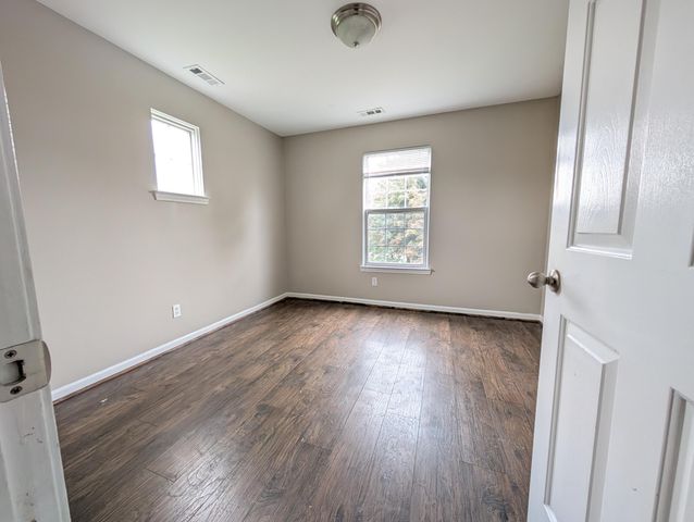 43120 Pendleton Circle, Sterling Heights, MI 48313