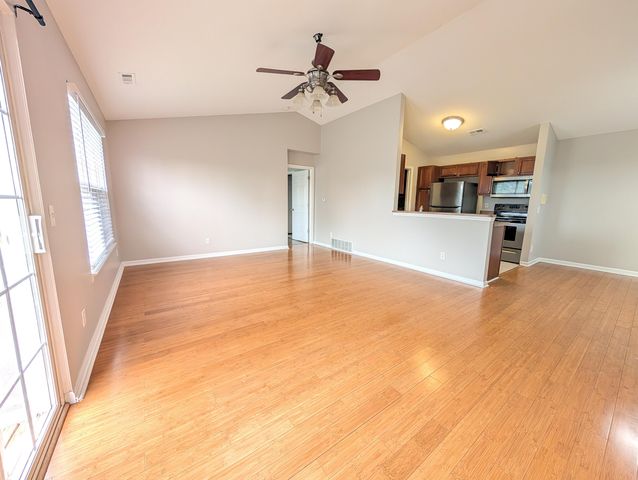 43120 Pendleton Circle, Sterling Heights, MI 48313