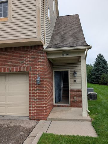 43120 Pendleton Circle, Sterling Heights, MI 48313