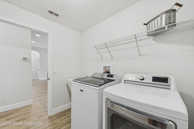 4162 Ruthann Circle, Melbourne, FL 32934