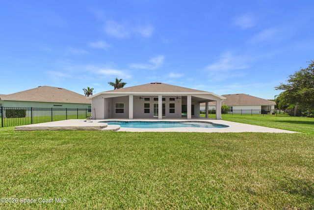 4162 Ruthann Circle, Melbourne, FL 32934