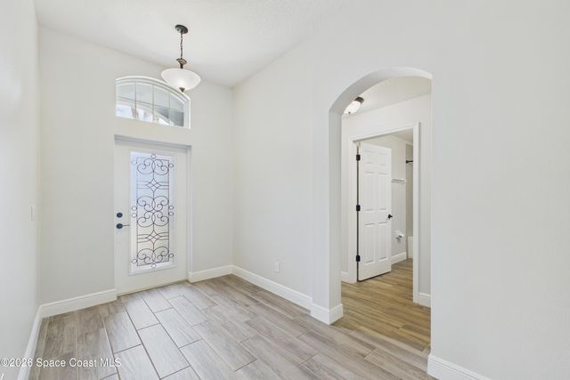 4162 Ruthann Circle, Melbourne, FL 32934