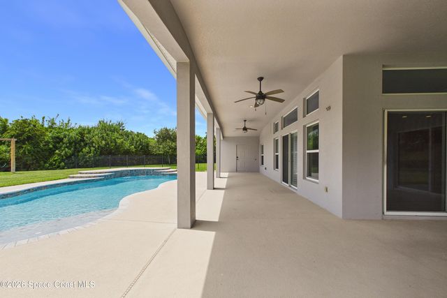 4162 Ruthann Circle, Melbourne, FL 32934