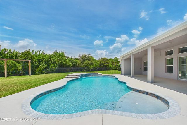 4162 Ruthann Circle, Melbourne, FL 32934