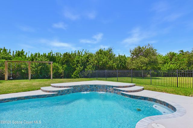4162 Ruthann Circle, Melbourne, FL 32934