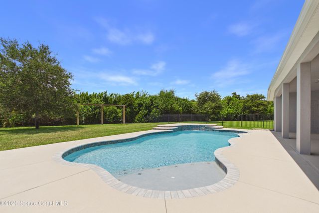 4162 Ruthann Circle, Melbourne, FL 32934