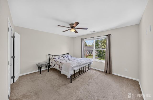 9 Skitka Avenue, Carteret, NJ 07008