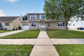 9 Skitka Avenue, Carteret, NJ 07008