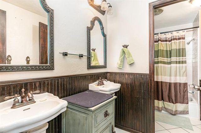 6636 Whitehall Drive, Oklahoma City, OK 73132