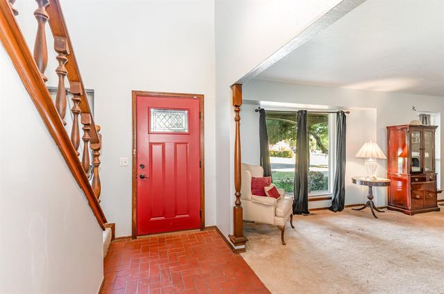 6636 Whitehall Drive, Oklahoma City, OK 73132