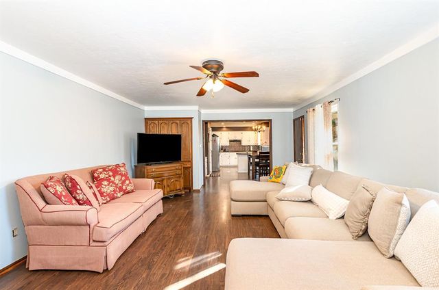 6636 Whitehall Drive, Oklahoma City, OK 73132