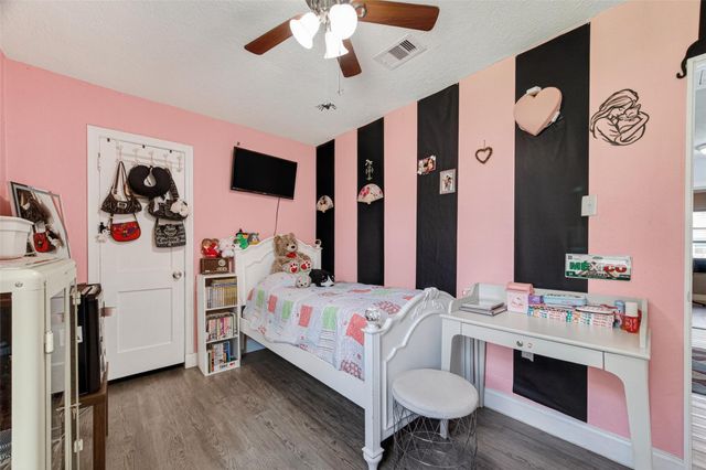 2402 Raymond Street, Pasadena, TX 77506
