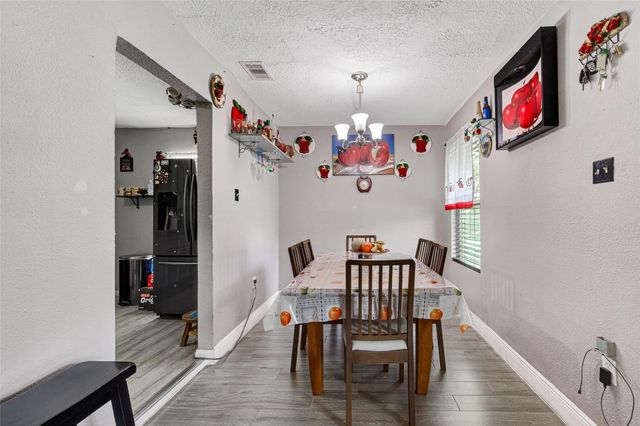 2402 Raymond Street, Pasadena, TX 77506