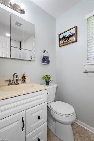 208 Tice CT, Virginia Beach, VA 23462
