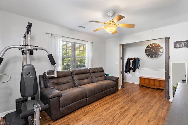 208 Tice CT, Virginia Beach, VA 23462