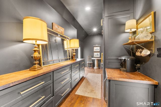 326 Thayer Pond Road, Wilton, CT 06897