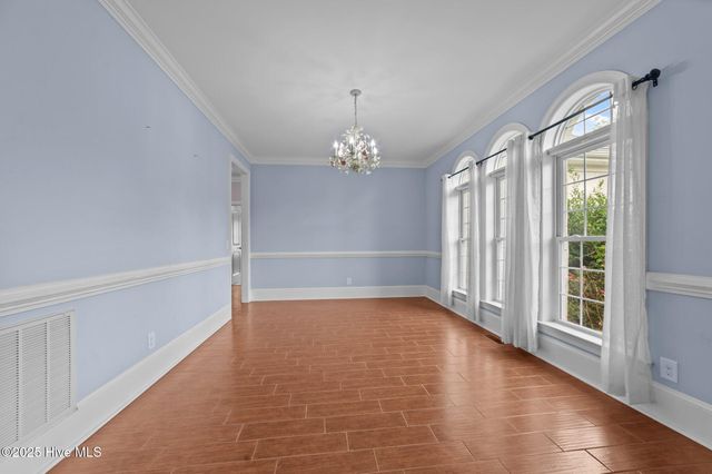 414 Crown Drive, Washington, NC 27889