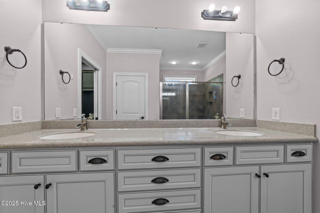 414 Crown Drive, Washington, NC 27889