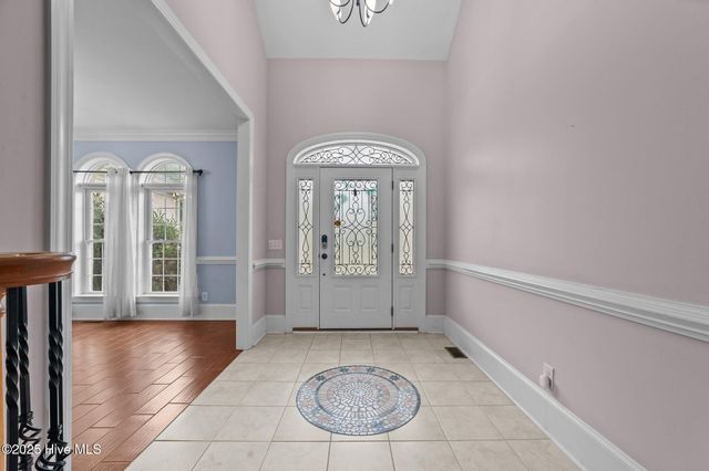 414 Crown Drive, Washington, NC 27889
