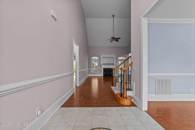 414 Crown Drive, Washington, NC 27889