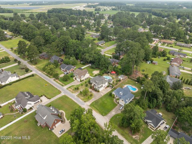 414 Crown Drive, Washington, NC 27889