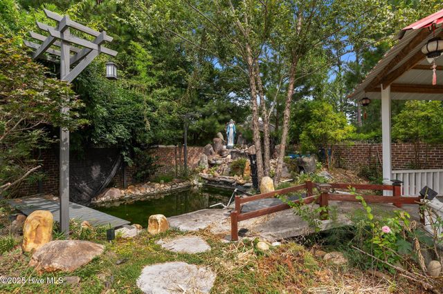 414 Crown Drive, Washington, NC 27889