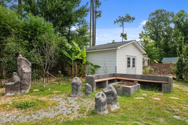 414 Crown Drive, Washington, NC 27889