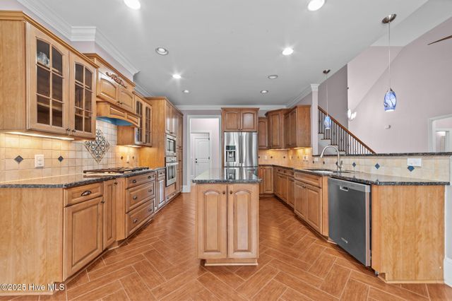 414 Crown Drive, Washington, NC 27889