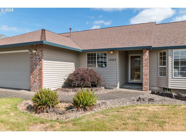13323 Se SHANNON, Clackamas, OR 97015