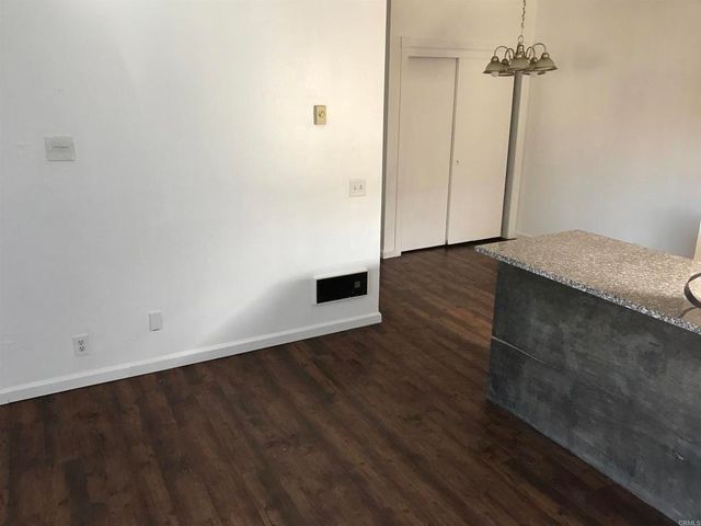 1051 Rock Springs Road 242, Escondido, CA 92026