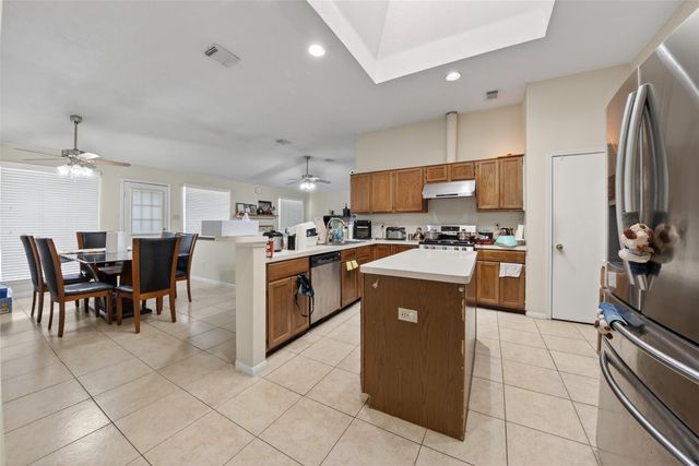 21430 Meadowhill Drive, Spring, TX 77388