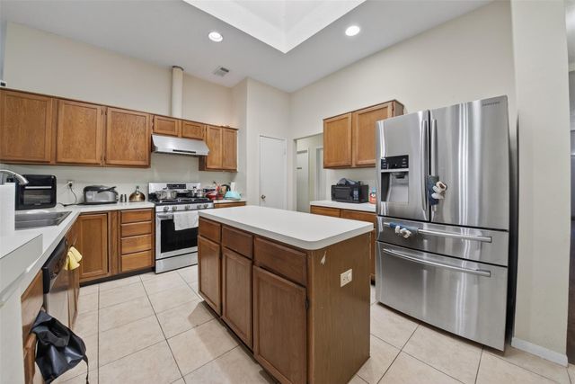 21430 Meadowhill Drive, Spring, TX 77388