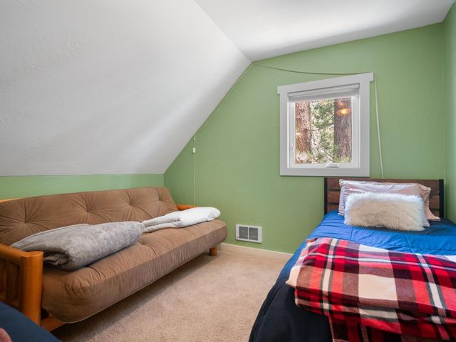 2684 Knox Ave, South Lake Tahoe, CA 96150