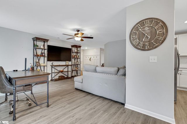 714 Chestnut Street, Laurens, SC 29630