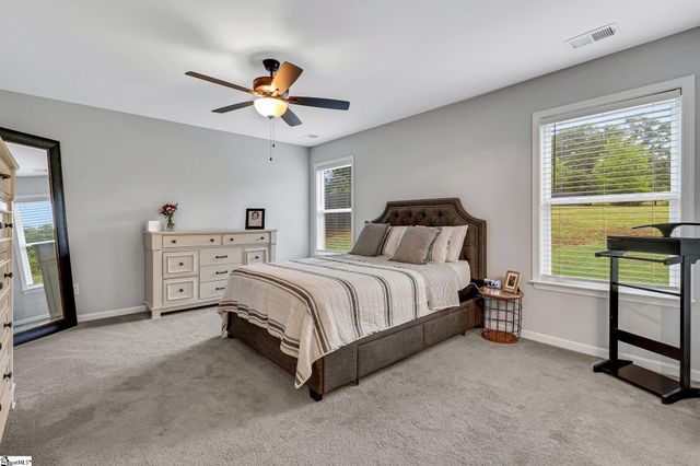 714 Chestnut Street, Laurens, SC 29630