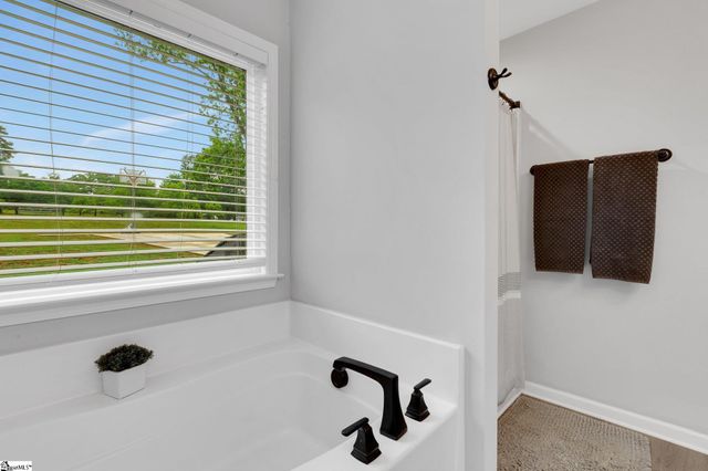 714 Chestnut Street, Laurens, SC 29630