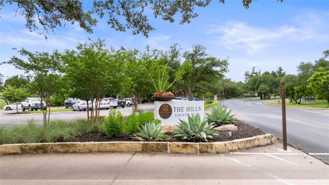 34 Tiburon DR, The Hills, TX 78738
