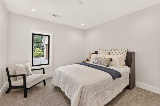 12811 W 71st Street, Shawnee, KS 66216