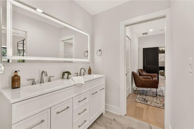 12811 W 71st Street, Shawnee, KS 66216