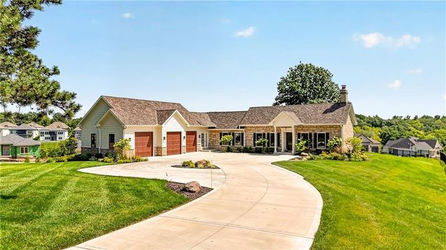 12811 W 71st Street, Shawnee, KS 66216