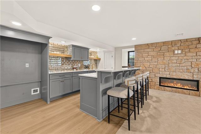 12811 W 71st Street, Shawnee, KS 66216