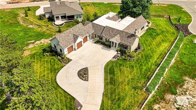 12811 W 71st Street, Shawnee, KS 66216