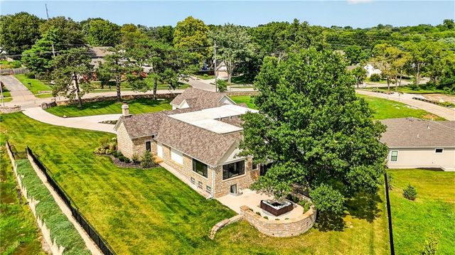 12811 W 71st Street, Shawnee, KS 66216