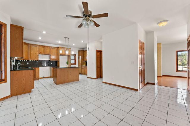 148 Timber Point Court, Valparaiso, IN 46385