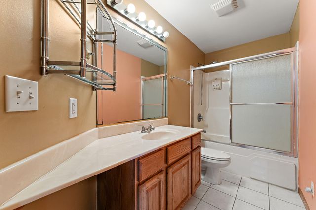 148 Timber Point Court, Valparaiso, IN 46385