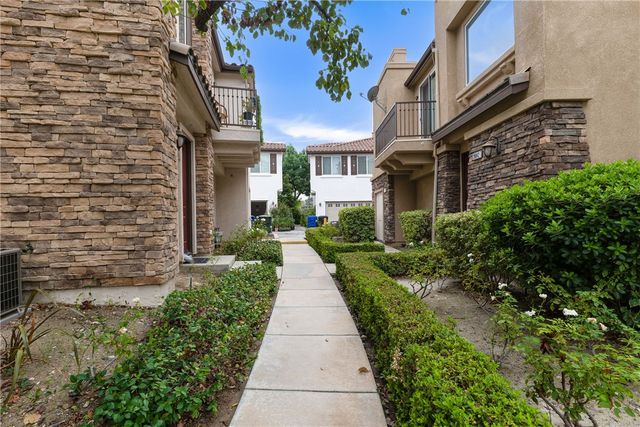28024 Catherine, Canyon Country, CA 91351